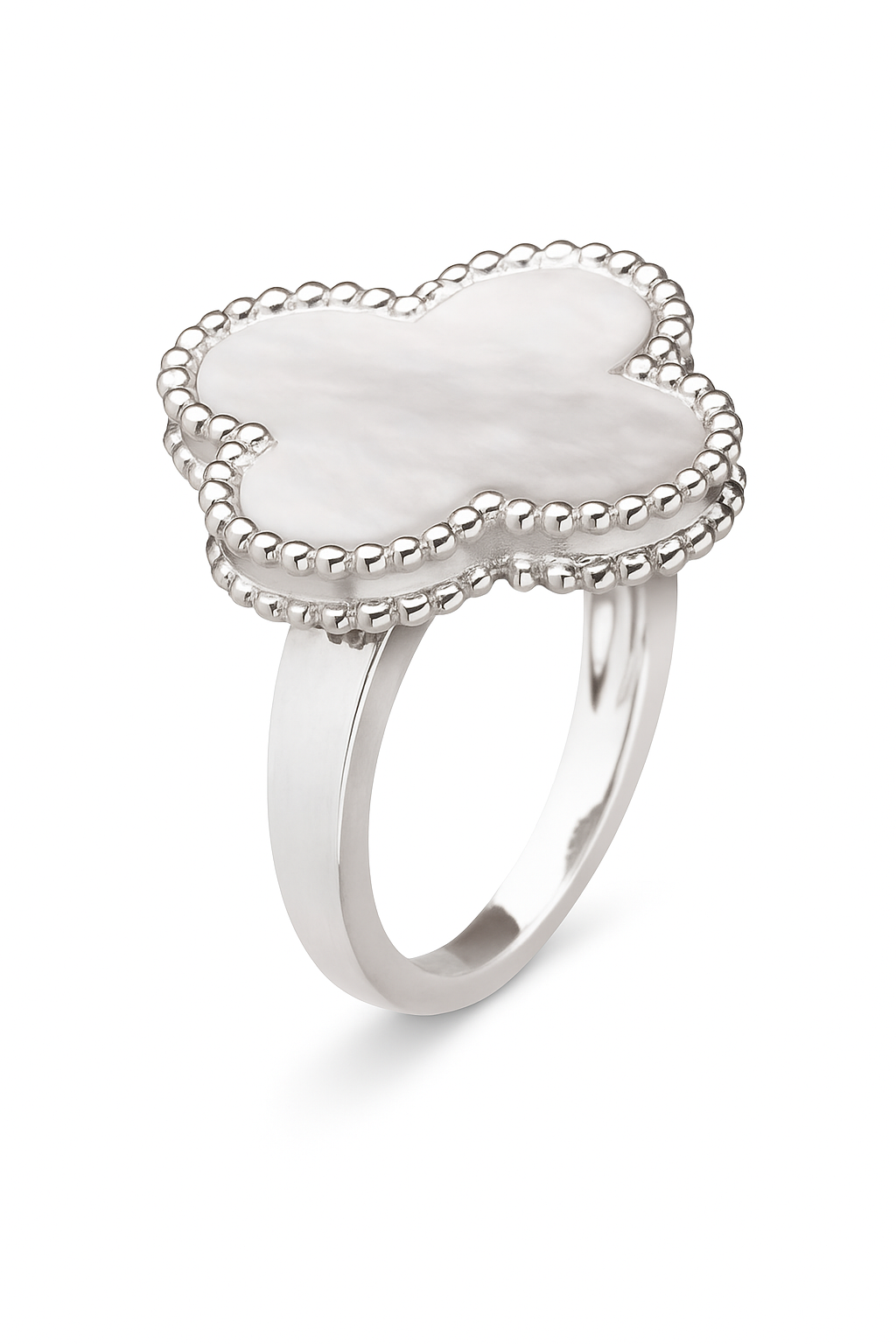 Anillo Trébol de Nácar modelo Lunaria