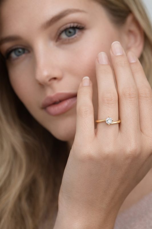 Anillo Oro 18K Modelo Inés