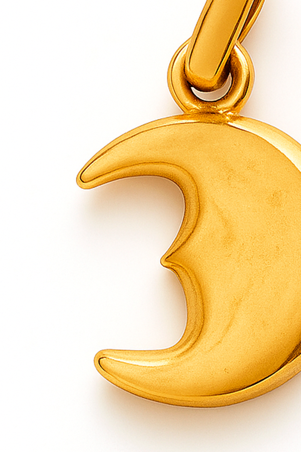 Colgante de Luna Modelo Aylin Oro 18k