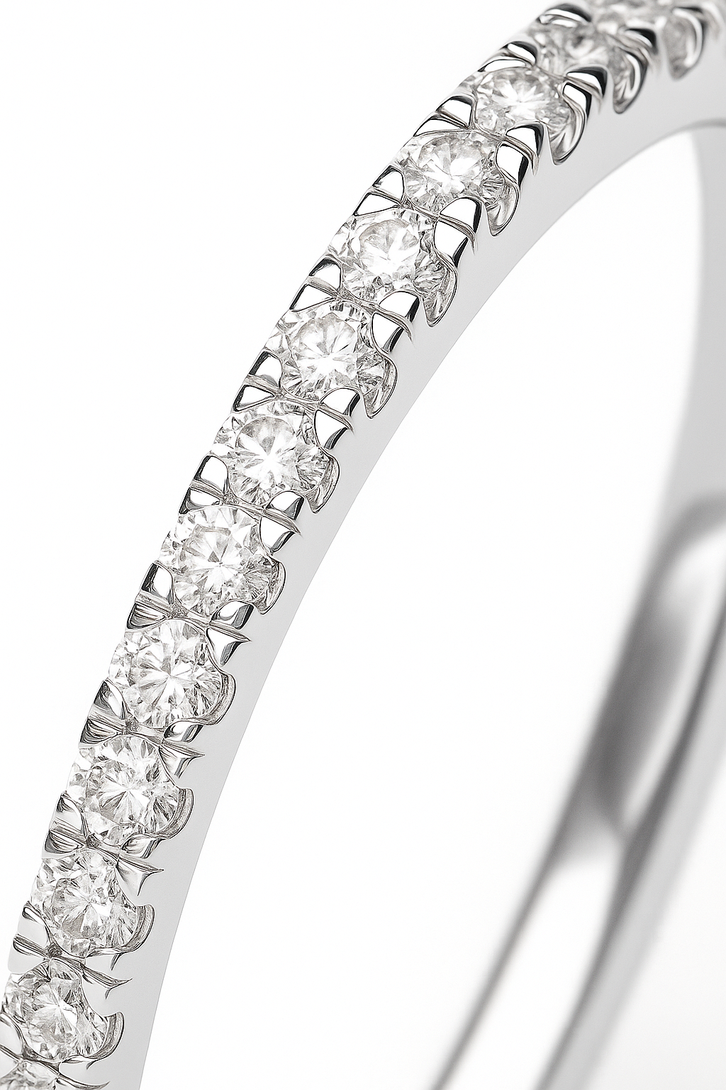 Anillo medio Cintillo modelo Élise Oro 18k