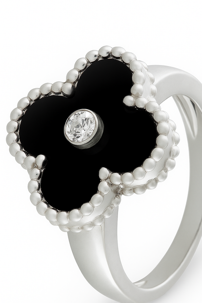 Anillo Trébol de Ónix modelo Trifolia