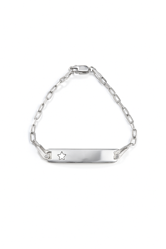 Pulsera de plata modelo Esten con estrella calada y plaquita