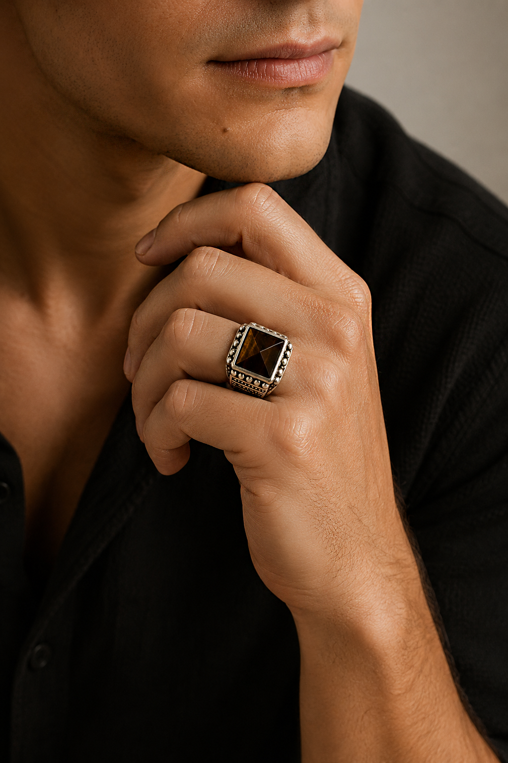 Anillo de Plata modelo Étnico con Ojo de Tigre