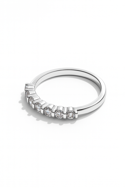 Anillo Media Eternity Modelo Aurelia