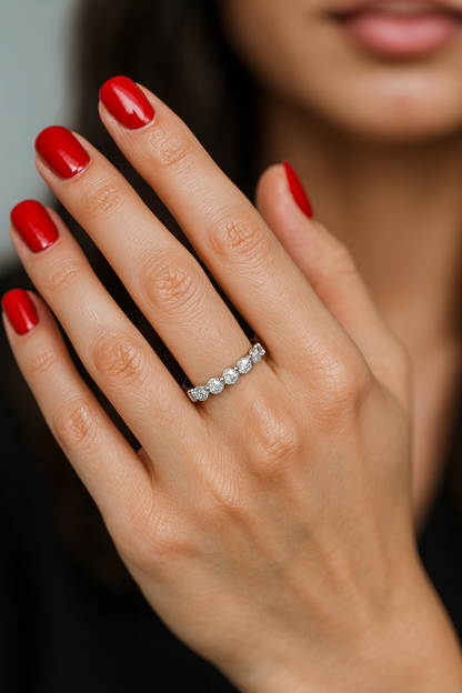 Anillo Media Eternity Modelo Aurelia