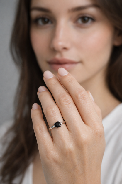 Anillo Circón Negro modelo Noctis