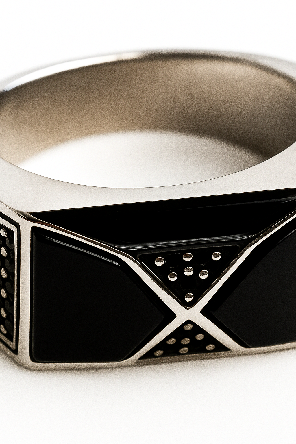 Anillo modelo Infinito de Ónix