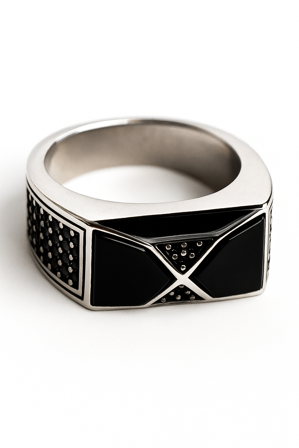 Anillo modelo Infinito de Ónix