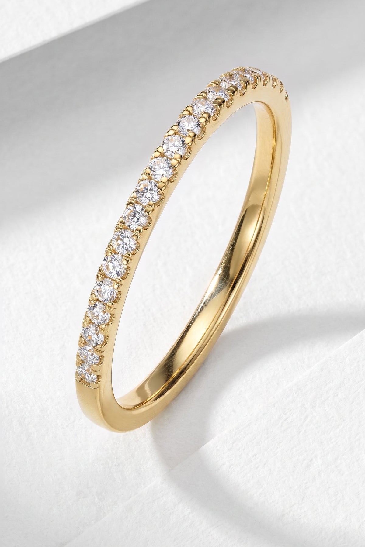 Anillo medio Cintillo modelo Élise Oro 18k