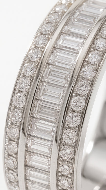 Anillo Infinito modelo Amarisse Oro 18k