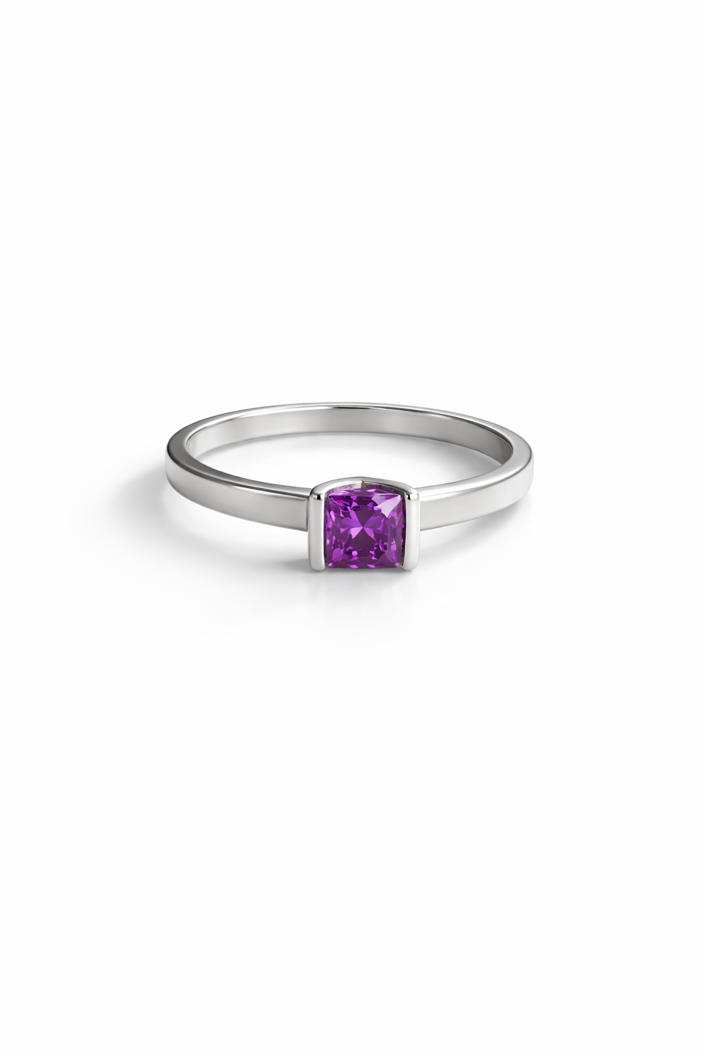 Anillo Circón Cúbico modelo Violeta