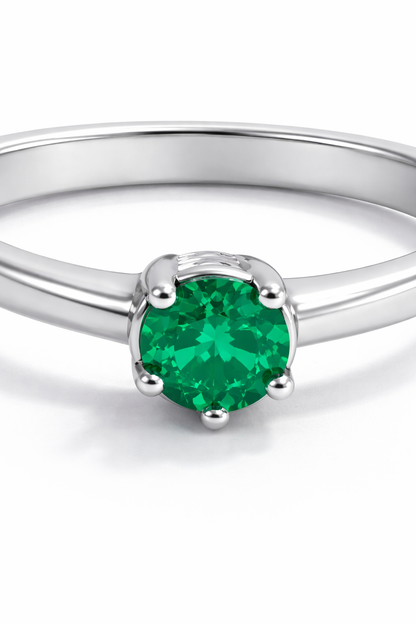 Anillo Solitario Oro Blanco y Esmeralda