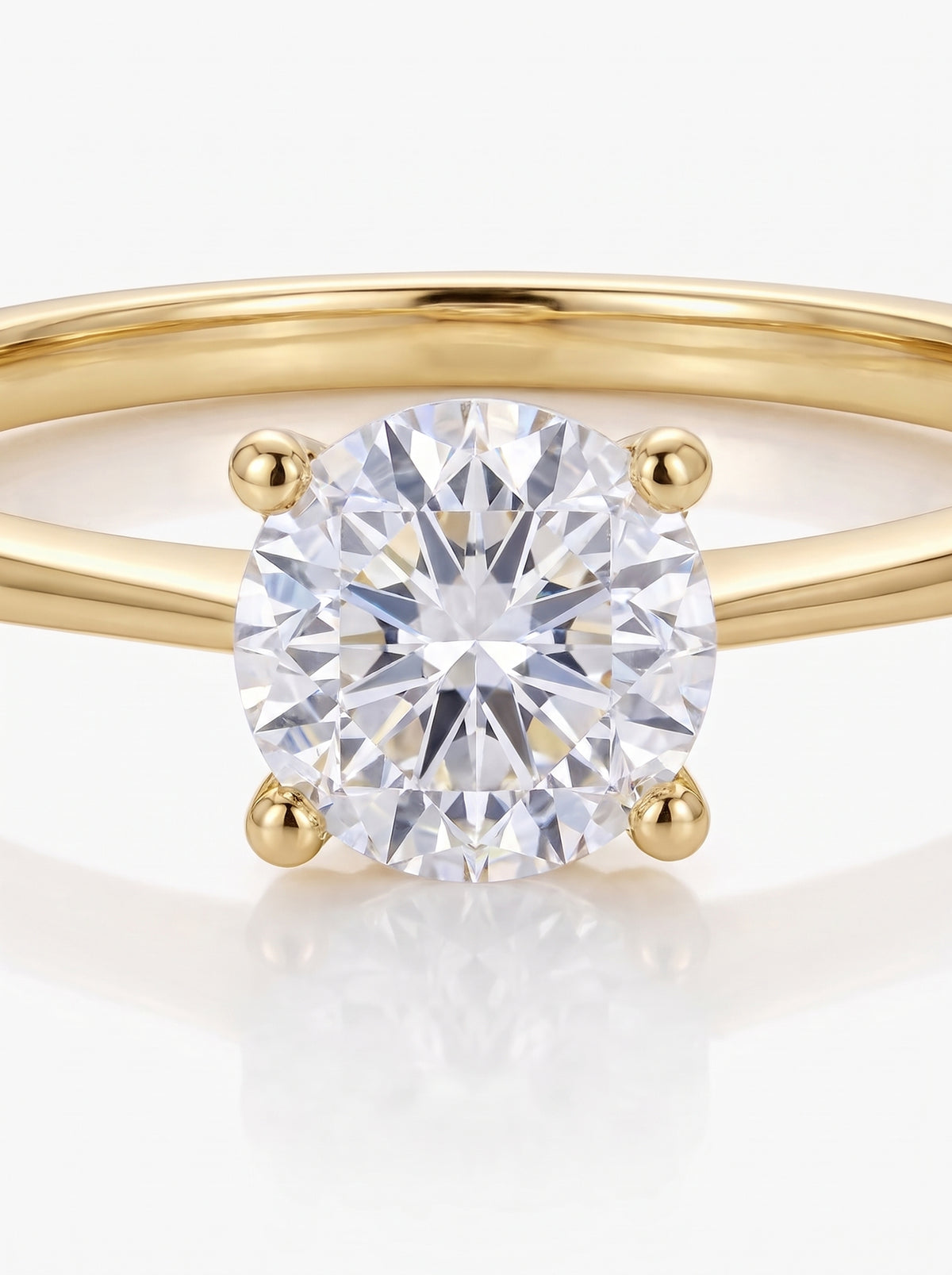 Anillo Solitario modelo Isolde