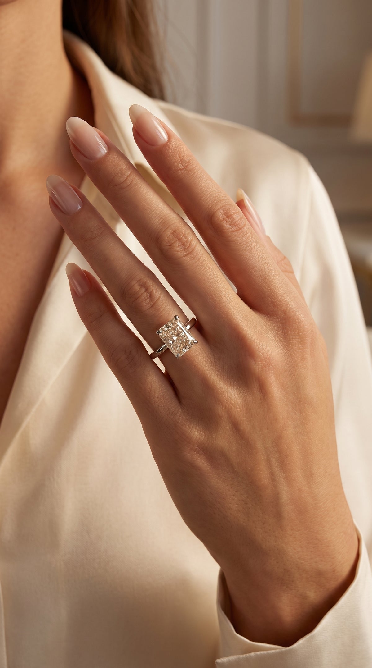 Anillo Solitario Radiante modelo Eleonor Oro 18k