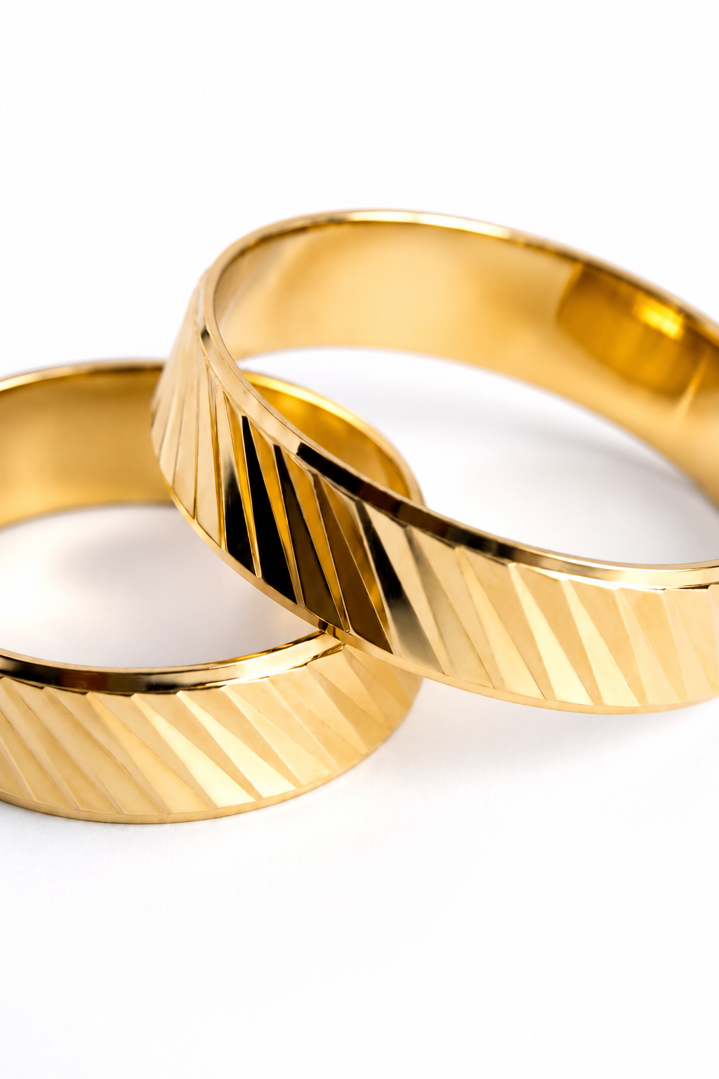 Argollas modelo Luminis Oro 18k