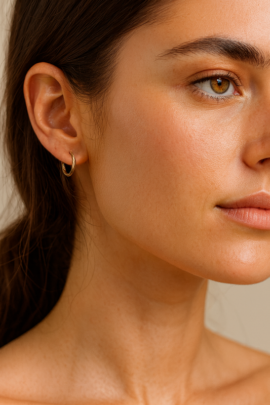 Aros Argollas de Oro 18K modelo Nysa