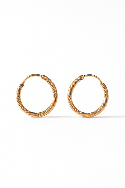 Aros Argollas de Oro 18K modelo Nysa