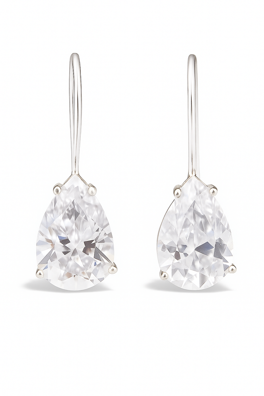 Aros con Circón de lágrima modelo Aveline