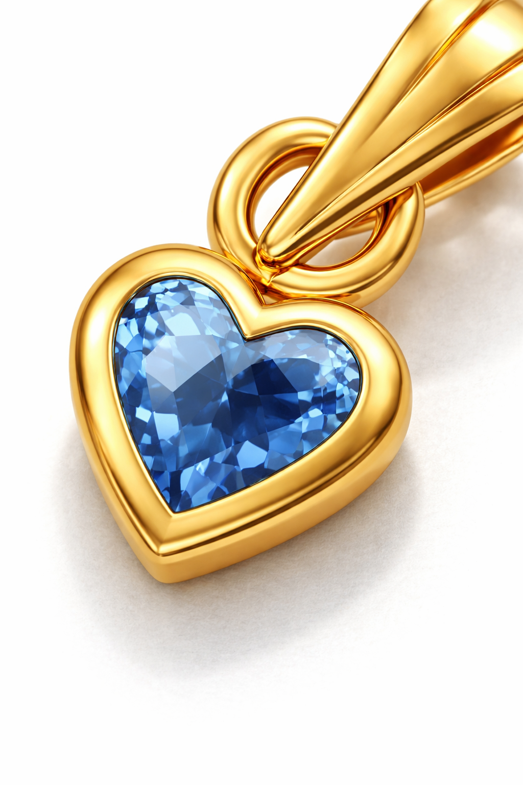 Colgante Punto de Luz Corazon Oro 18k modelo Celeste