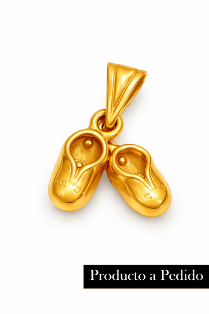 Colgante de Zapatitos Modelo Ternura en Oro 18k
