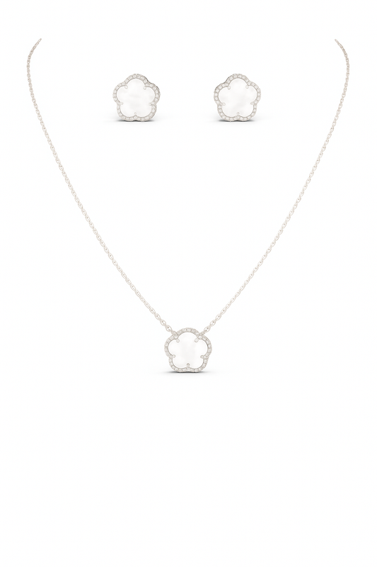 Conjunto Trébol de Nácar modelo Alba