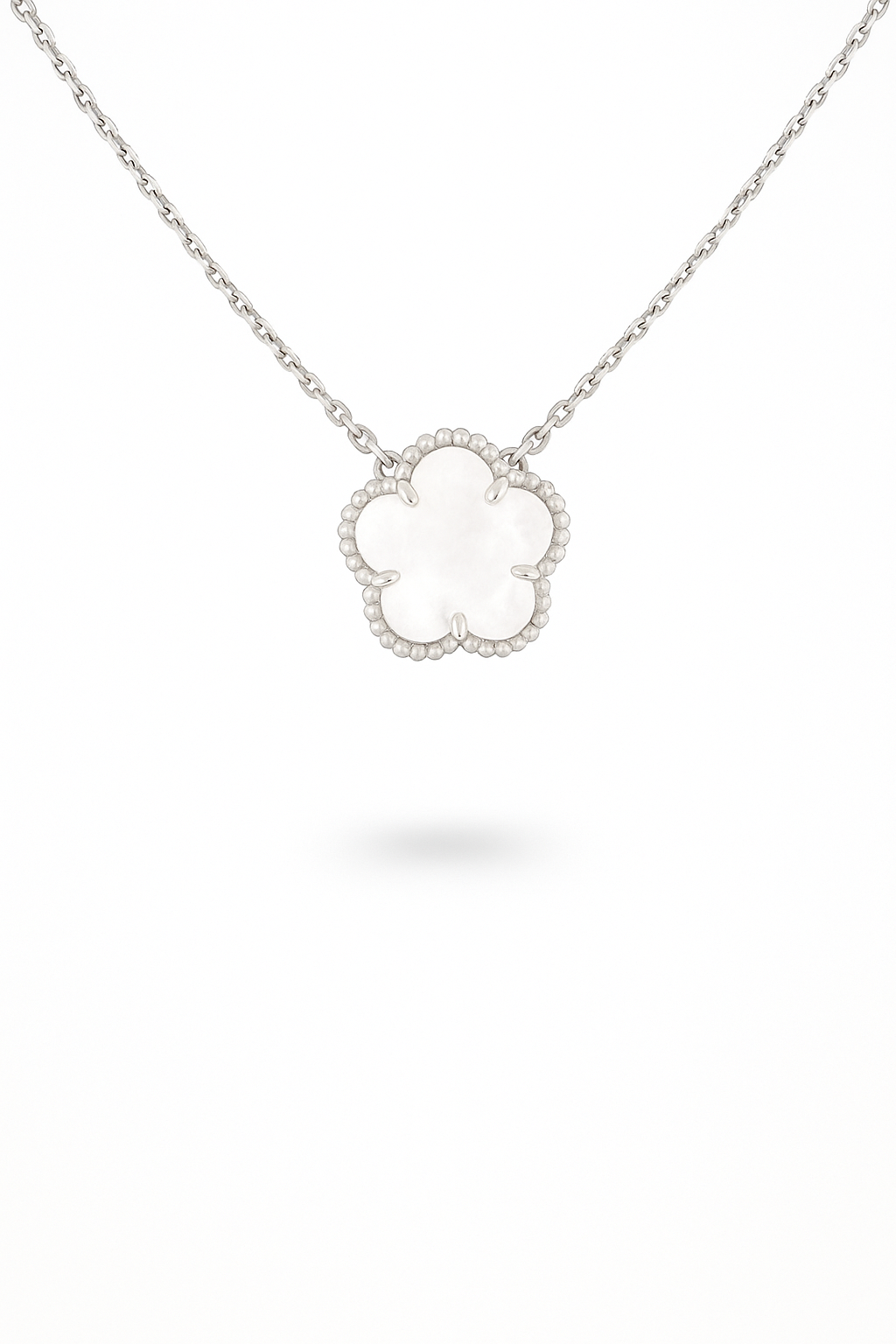 Conjunto Trébol de Nácar modelo Alba