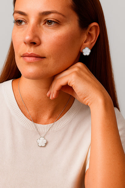 Conjunto Trébol de Nácar modelo Alba