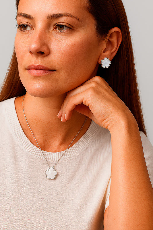 Conjunto Trébol de Nácar modelo Alba