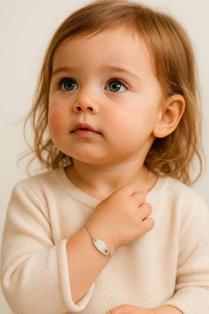 Pulsera modelo Elan con estrella calada