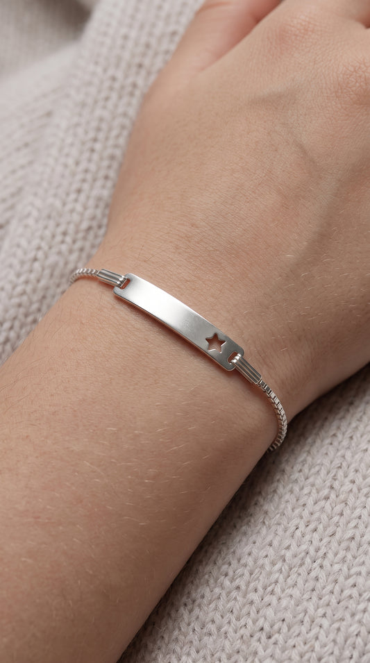 Pulsera modelo Soraya con estrella calada