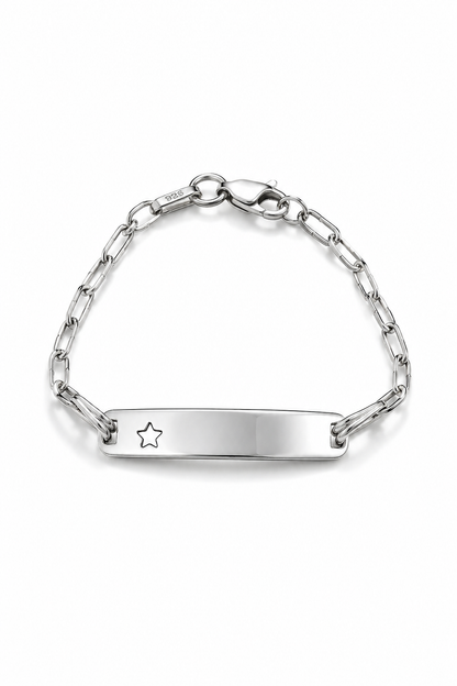 Pulsera de plata modelo Esten con estrella calada y plaquita