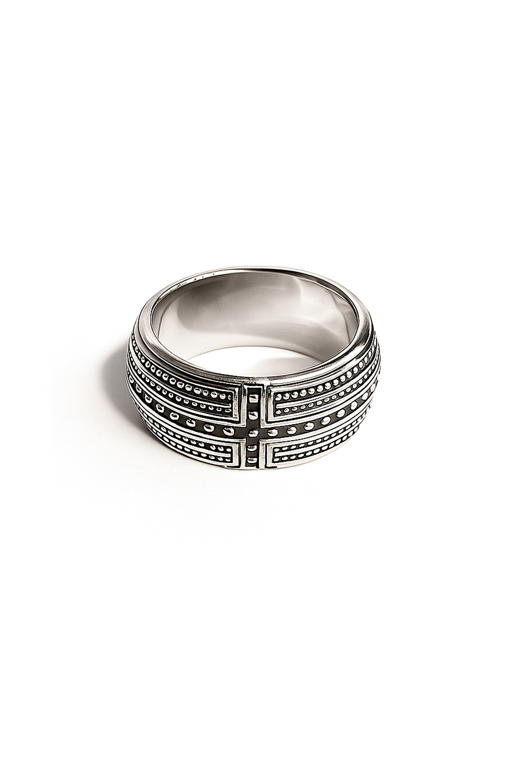 Anillo Modelo Cruz de Circones